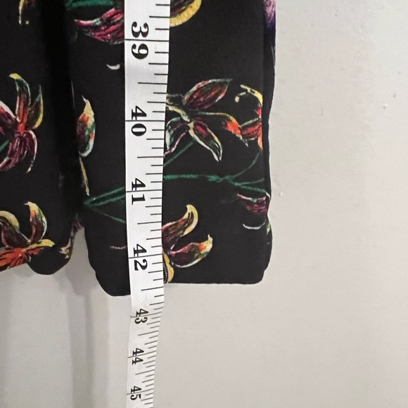 H&M Women’s Black Floral Dress - Picture 6 of 6